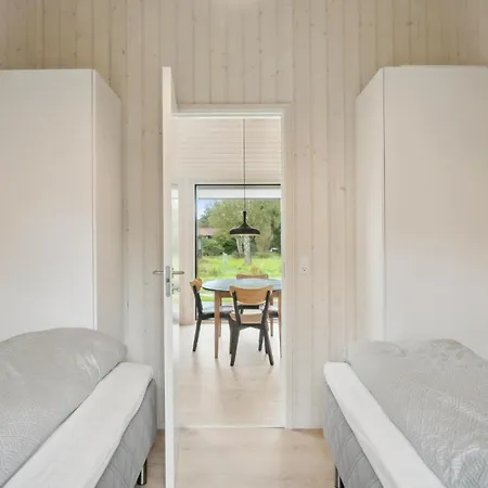 3 Bedroom Stunning In *