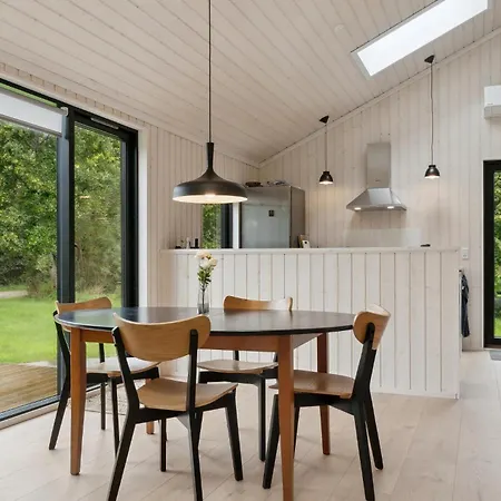 3 Bedroom Stunning In *