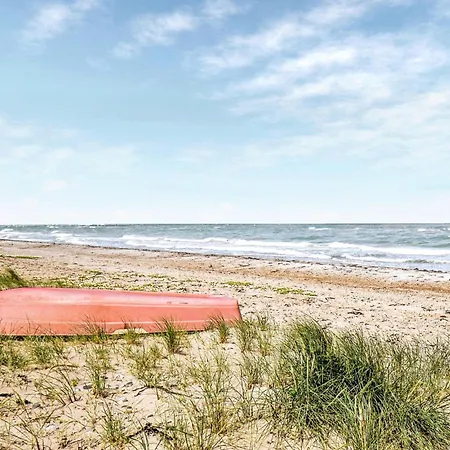 3 Bedroom Stunning In Casa vacanze Grenå